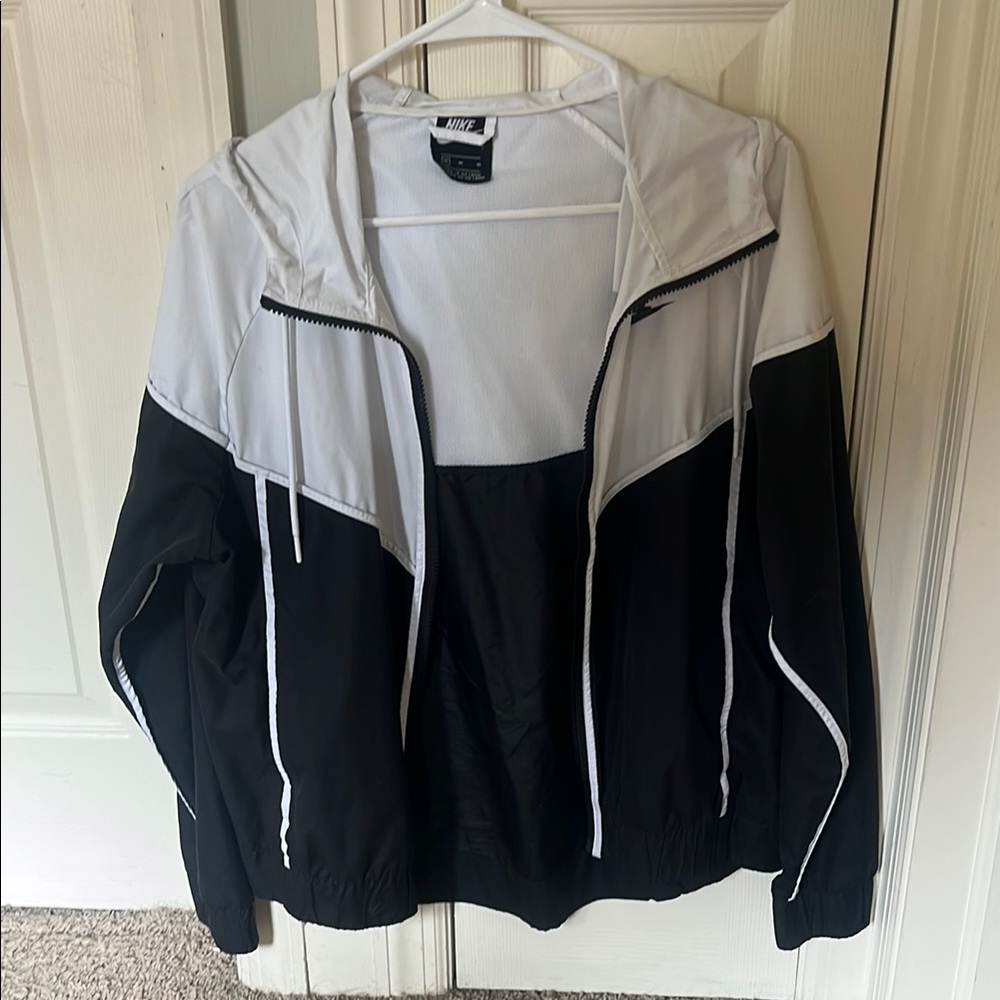 Nike Black and White Windbreaker with Athletic Design
